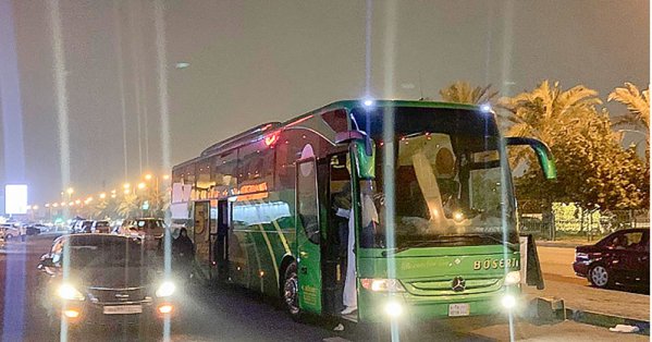 البحرين العروس في عيدها تستقبل حافلات الأشقاء من المنطقة الشرقية 