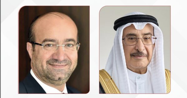 نائب رئيس الوزراء يهنئ توفيقي بتعيينه رئيسًا لتحرير "البلاد" 