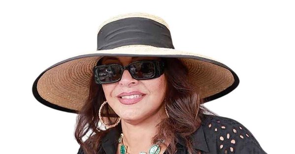 هالة صدقي: “الجونة” ليس مجرد سهرة وفسحة.. وأنتظر عرض “7 Dogs”