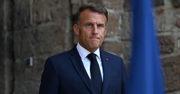 بيد ممدودة لبوتين.. ماكرون يفتح بابا لروسيا 