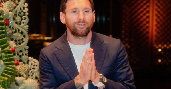 بقيمة 1.3 مليون دولار.. أنانت أمباني يهدي ميسي ساعة نادرة بالهند 