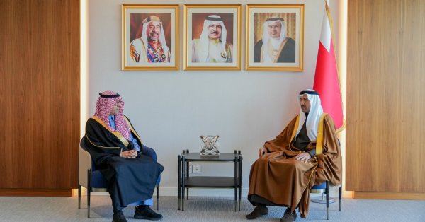 وزير المواصلات والاتصالات يعقد اجتماع عمل مع رئيس مجلس إدارة مجموعة الاتصالات السعودية stc 