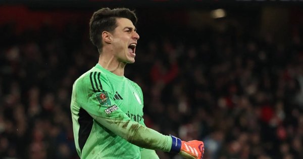 كيبا حارس آرسنال يتألق في ركلات الترجيح 