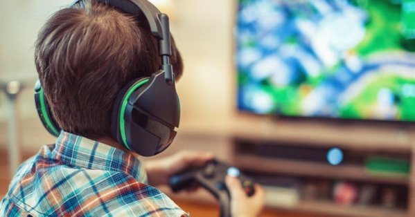 تسبب تعفن الدماغ.. مقترح برلماني بمصر لتقنين الألعاب الإلكترونية 