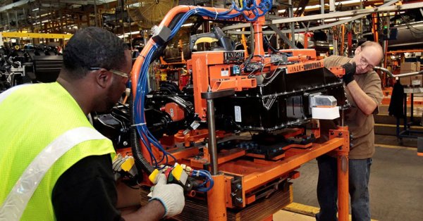 انخفاض مفاجئ في طلبات إعانة البطالة الأميركية إلى 214 ألفاً 