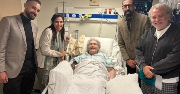 الفنان محيي إسماعيل يهزم المرض بالابتسامة 