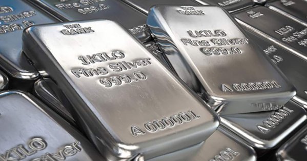 الفضة تلامس أعلى مستوى لها على الإطلاق عند 75.14 دولارًا في المعاملات الفورية #صحيفة_البلاد 