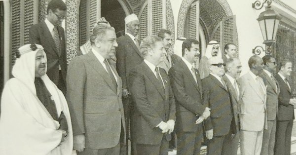 “البلاد” تنشر نوادر من وثائق البحرين والجامعة العربية 