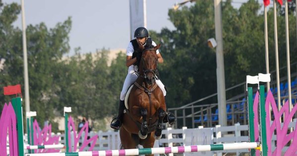 معيوف الرميحي بطلاً للمسابقة الكبرى لبطولة العيد الوطني لقفز الحواجز 