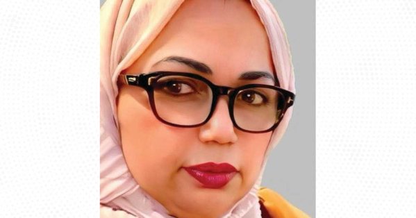 الكاتبة الإماراتية عائشة سلطان تحكي تجربتها من الصحافة إلى السرد في مركز الشيخ إبراهيم 