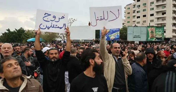 مستشار الشرع عن تظاهرات الساحل.." شخصيات تورط العلويين" #صحيفة_البلاد 