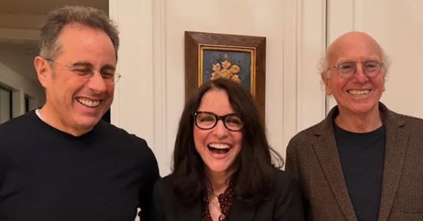 لم شمل "سينفيلد" في الكريسماس.. جيري وجوليا ولاري معاً من جديد 