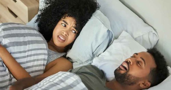 خبراء نوم: الإضاءة الخافتة والشاشات صباحًا تُربك الساعة البيولوجية وتُضعف النوم ليلًا #صحيفة_البلاد 