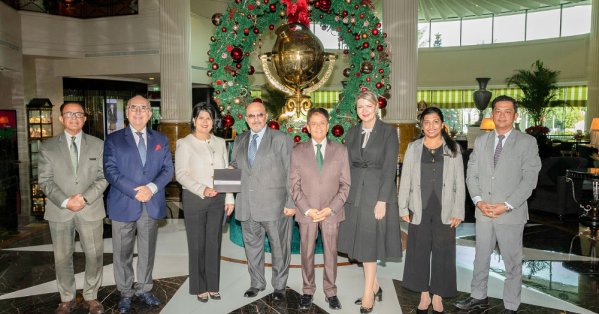 ريتز-كارلتون البحرين يجمع 873.6 دينارا خيريا دعما لمعهد RIA البحرين 