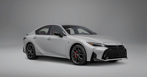 لكزس تكشف عن طرازها الجديد عالمياً IS 