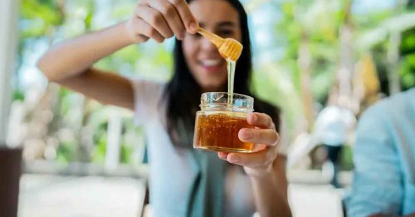 4 مكونات بسيطة تتحول إلى أطعمة خارقة عند دمجها بالعسل #صحيفة_البلاد 