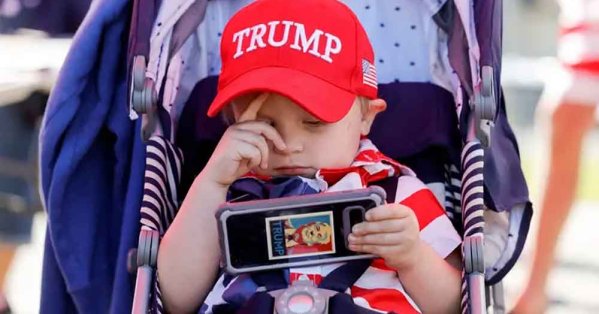 دراسة: الشاشات قبل عمر السنتين قد تُبطئ اتخاذ القرار وتزيد القلق لدى المراهقين #صحيفة_البلاد 