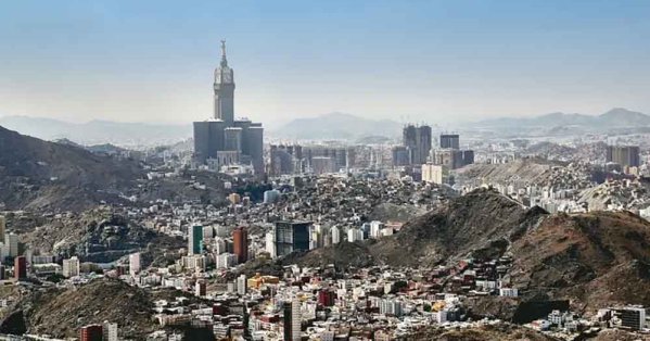 اشتراط موافقات الدفاع المدني وكود البناء شرطًا لترخيص النُزل المؤقتة في الحج #صحيفة_البلاد 