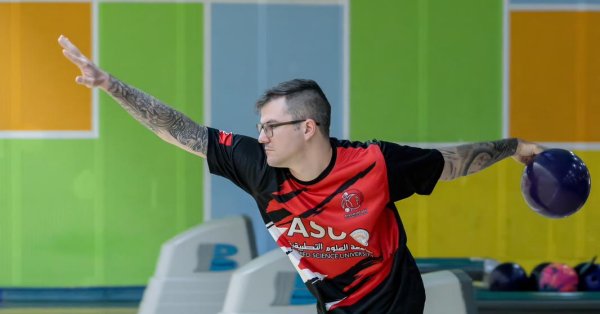 مشاركة خليجية ودولية واسعة تشعل المنافسة في بطولة العيد الوطني للبولينج #صحيفة_البلاد 