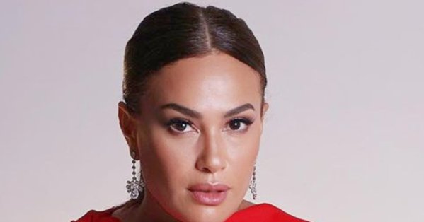 هند صبري تفتح قلبها في رسالة وداع عام مليء بالصراعات 