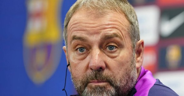 فليك يدعم الحارس غارسيا 