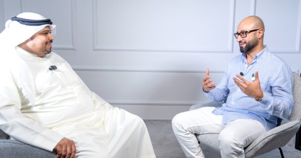 زجاجة العطر تكلف 25 دولارا ويصل بيعها الى 4000 دولار 