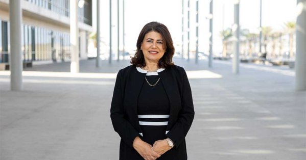 الجامعة الأمريكية بالبحرين تطرح برنامج الدكتوراه في إدارة الأعمال 