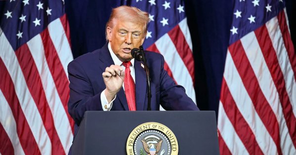 ترامب: فنزويلا ستشتري المنتجات الأميركية مقابل بيع نفطها 