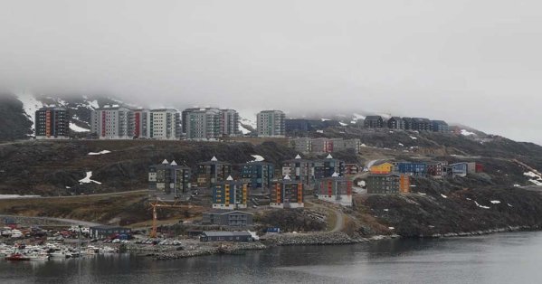 دولتان تناقشان نشر قوات في غرينلاند لاحتواء تهديدات ترامب 