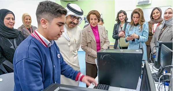 وزير التربية والتعليم يفتتح المبنى الجديد لمدرسة المواهب العالمية والأطفال 