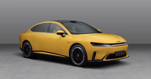 "سمارت" تتجاوز حدودها بإنتاج أضخم سياراتها 