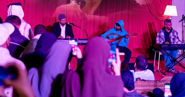 "هوى المنامة" يستعيد ذاكرة "الأيقونة" علي بحر 