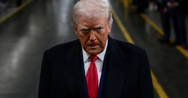 ترامب يتوعد إيران بإجراءات "قوية جدا" إذا فعلت "هذا الأمر" 