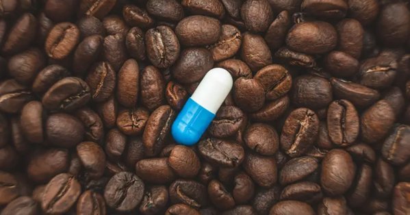 لا تشرب القهوة مع هذه الأدوية.. تحذيرات جديدة تكشف تفاعلات خطيرة على الصحة 