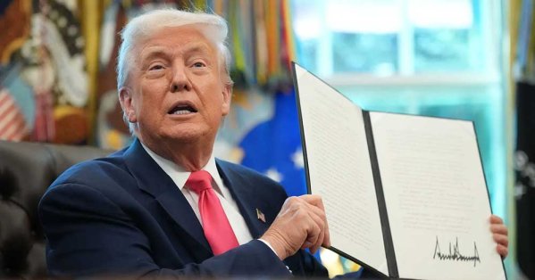 في عام واحد فقط.. ترامب يسجل أعلى وتيرة أوامر منذ عهد روزفلت
