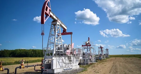 تراجع أسعار النفط 2.5% بعد تصريحات ترامب بشأن إيران 