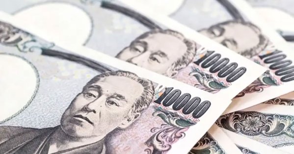 الين يستقر قرب أدنى مستوياته في 18 شهرا مع اقتراب الانتخابات اليابانية 