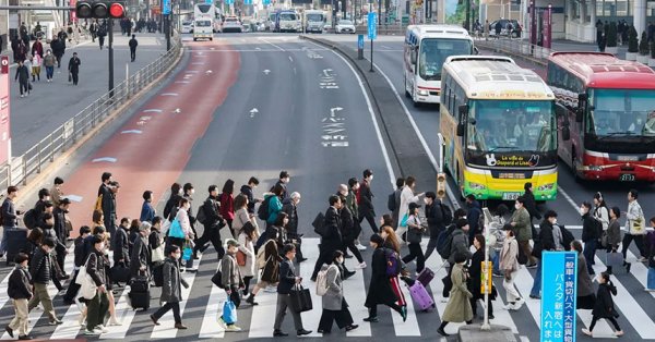 لماذا يُزعزع التضخم الاقتصاد الياباني؟ 