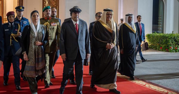 رئيس جمهورية باكستان الإسلامية الشقيقة يغادر البلاد 