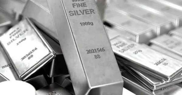 بعد القمة التاريخية.. هل تدخل الفضة مرحلة تصحيح أم بداية انهيار؟ #صحيفة_البلاد 