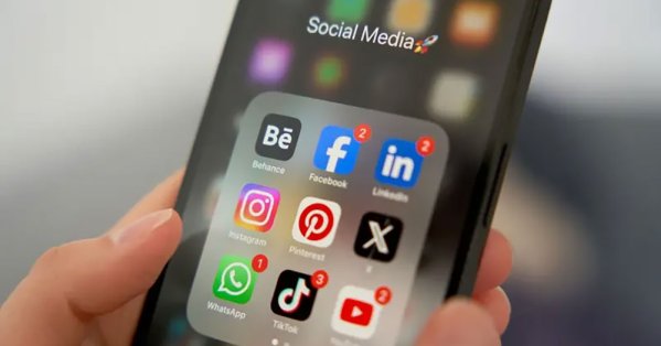 بعد أستراليا.. أي الدول ستحظر مواقع التواصل الاجتماعي للأطفال تاليًا؟ 