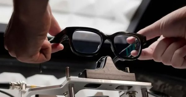 هل تنجح غوغل أخيرًا مع نظارات ذكية جديدة مدعومة بالذكاء الاصطناعي؟ 