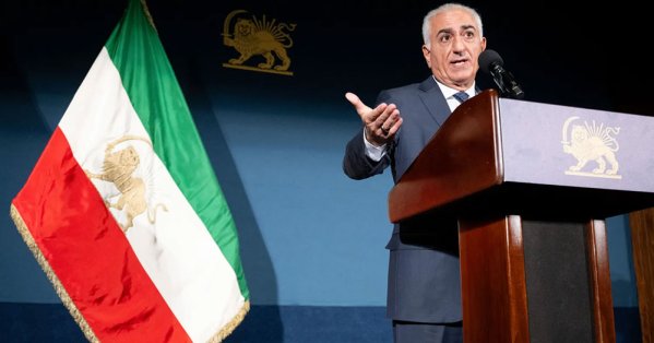 رضا بهلوي: الشعب دعاني للقيادة.. وسأعود إلى إيران 