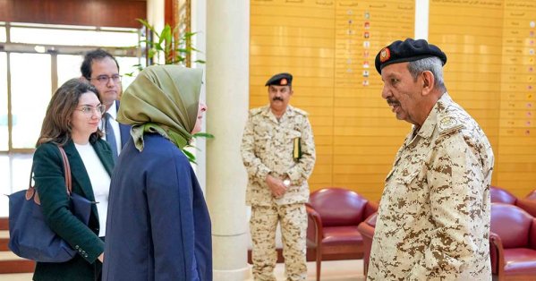 القائد العام يستقبل السفيرة التركية ويشيد بالعلاقات القائمة بين البلدين 