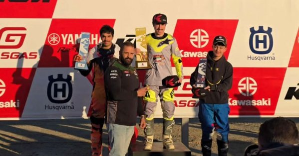 مراكز متقدمة للبحرين في ثاني جولات بطولة الموتوكروس بالكويت 