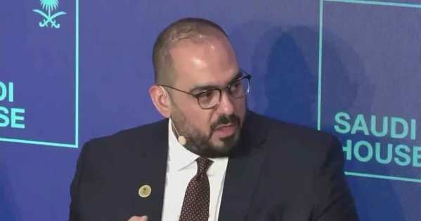 وزير الاقتصاد السعودي: نمو غير نفطي متوقع بين 4.5% و5.5% في السنوات المقبلة 