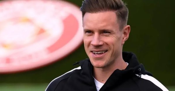 تير شتيغن: أشعر بالسعادة بعد مغادرة برشلونة 