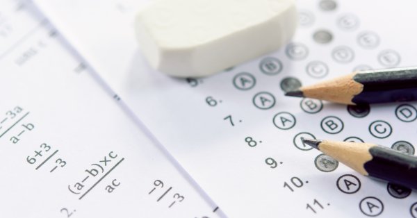 طالبة جامعية: الدكتور تعامل معي بعصبية وصراخ أمام الطلبة 