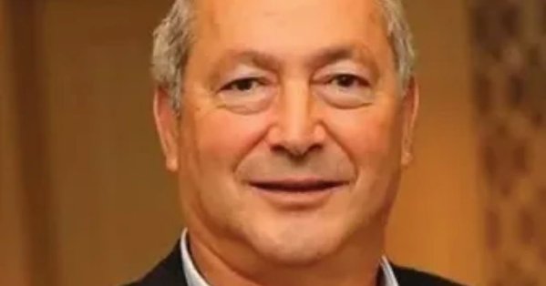 رجل الأعمال سميح أنسي ساويرس يتحدث عن نقل الخبرة للجيل القادم في مركز الشيخ إبراهيم 