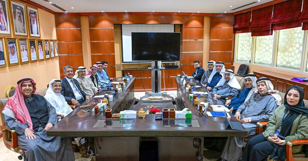 رئيس الأوقاف الجعفرية يستقبل النائب د.منير سرور ويبحث معه تعزيز التعاون المشترك 